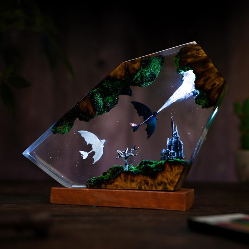 Kunstharzlampe aus Harz – das perfekte Geburtstags- oder Weihnachtsgeschenk für Anime-Fans